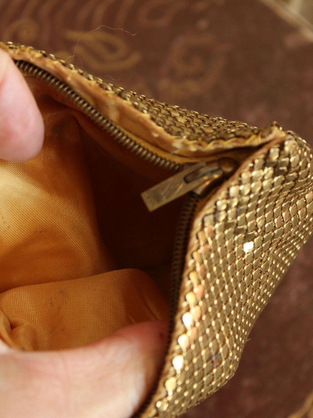 Vintage 1930s 1940s Clutch Purse, Gold Mesh Evening Bag, Art Deco, Possible Whit - Picture 6 of 13